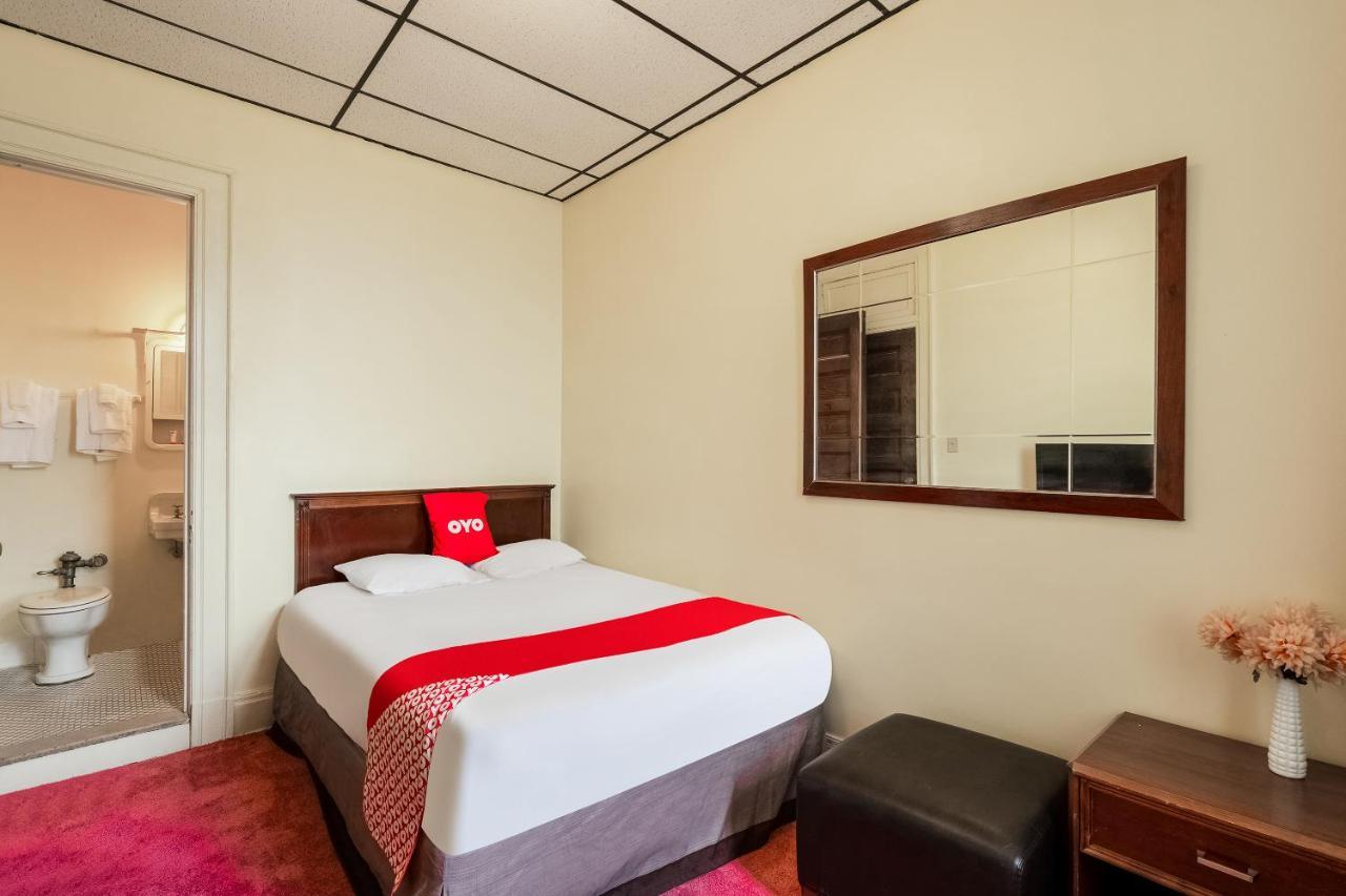 Oyo Main St Pa Hotel 2*