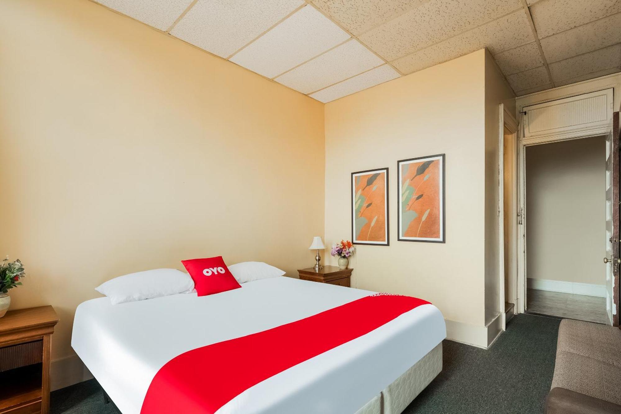 Oyo Main St Pa Hotel 2*